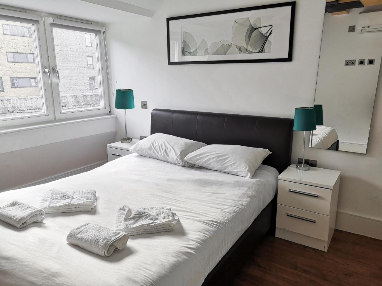 Valet Apartments Limehouse Лондон Экстерьер фото